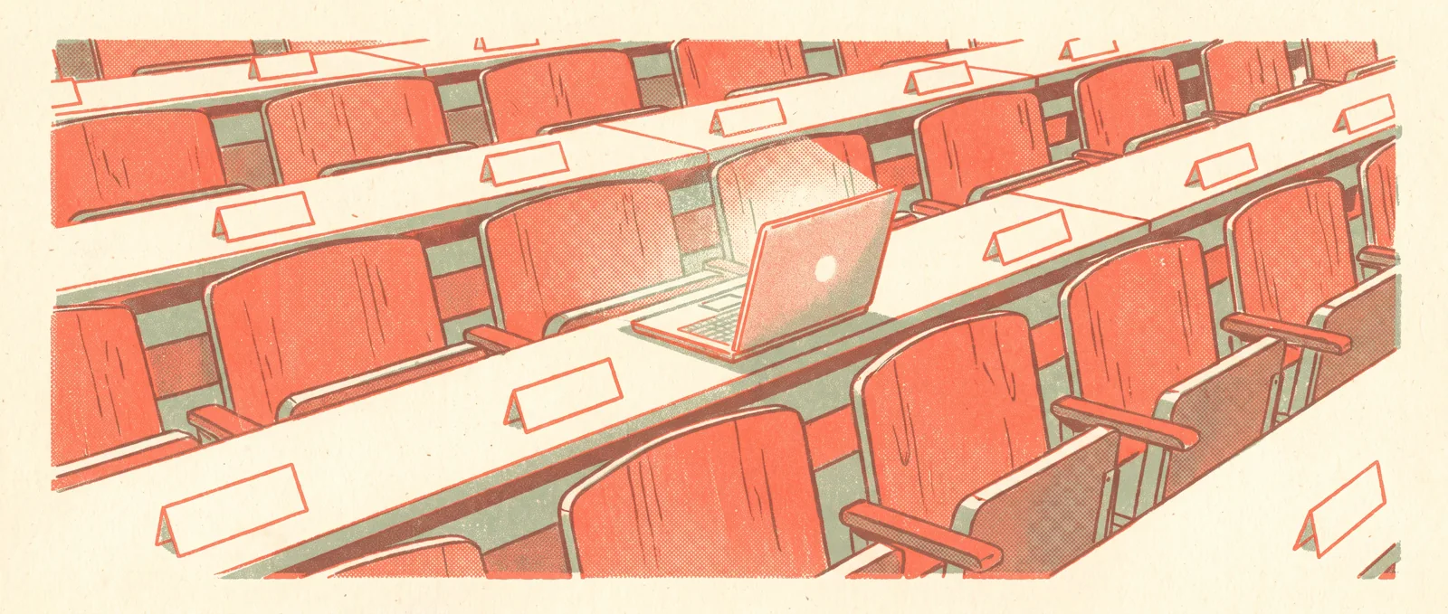 Filas de asientos vacíos en una sala de conferencias con una sola computadora portátil brillando sobre un escritorio desierto